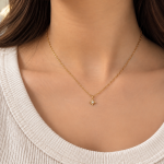 Tiny star necklace