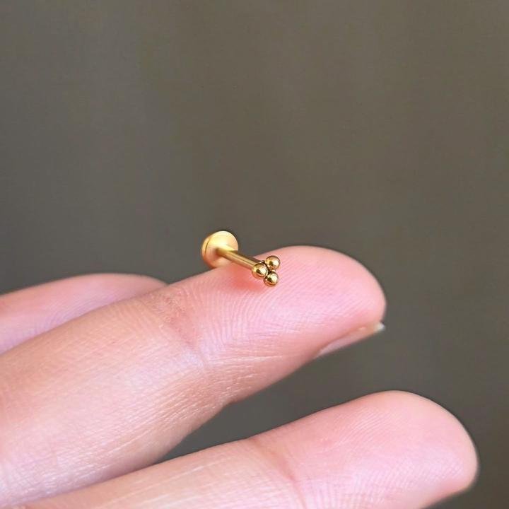 three dot studs