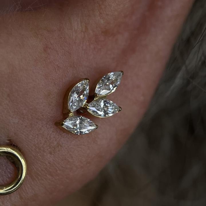Leaf studs