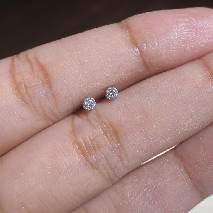 Dainty studs